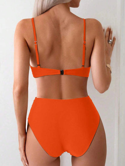 Askılı Yüksek Bel Balenli Bikini Takımı Niebbla