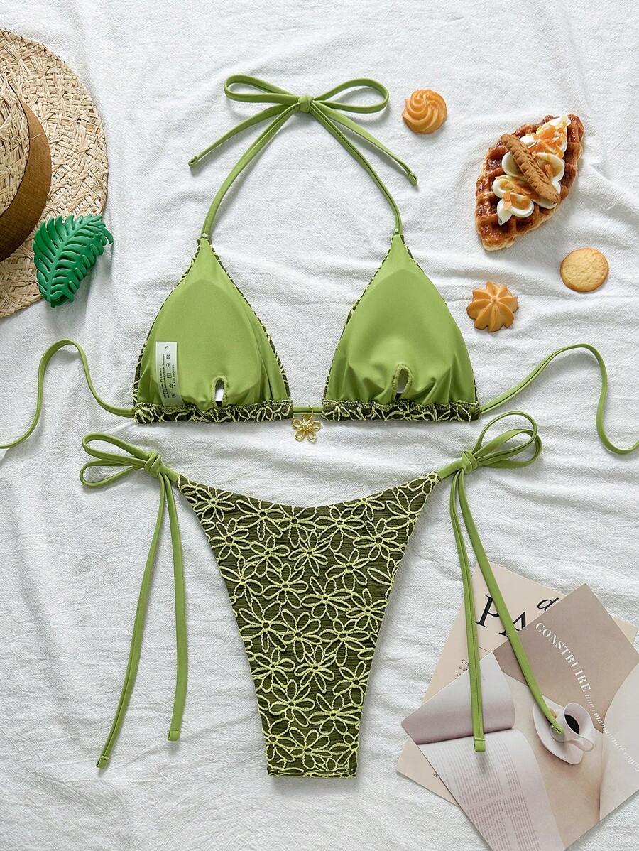 Çiçek Desenli Boyundan Bağlamalı Bikini Ve Bağcıklı Bikini Altı Takımı Niebbla