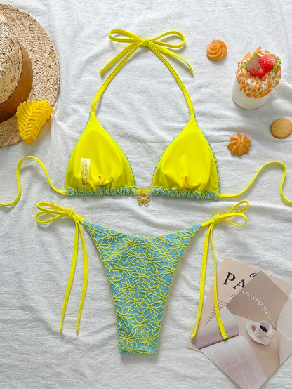 Çiçek Desenli Boyundan Bağlamalı Bikini Ve Bağcıklı Bikini Altı Takımı Niebbla