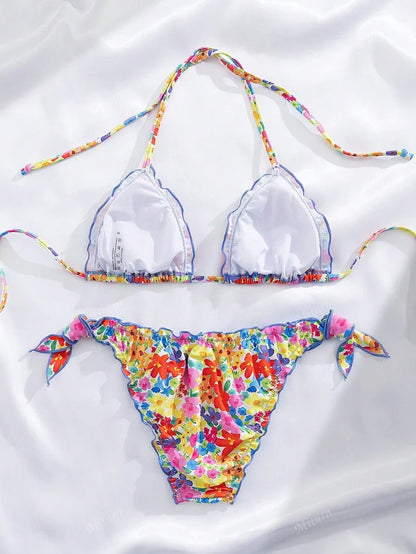 Çiçekli Dantel Pileli Bikini Takımı Niebbla