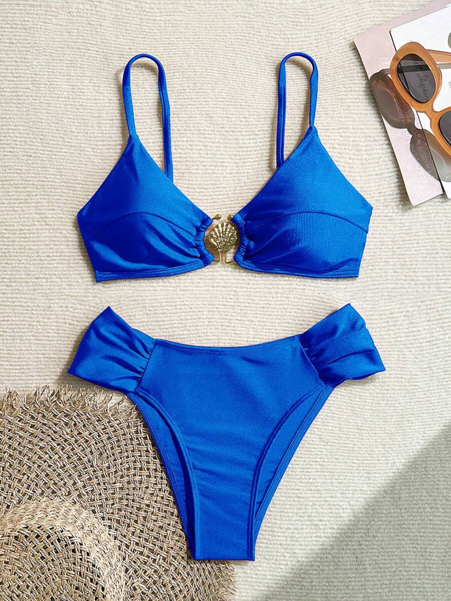 Metal Aksesuarlı Yüksek Kesim Askılı Bikini Takımı Niebbla