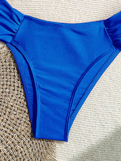 Metal Aksesuarlı Yüksek Kesim Askılı Bikini Takımı Niebbla