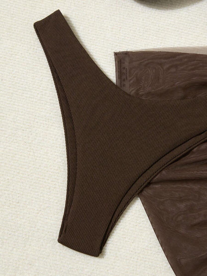 3'Lü Balenli Bikini Takımı Ve Örgü Plaj Eteği Niebbla