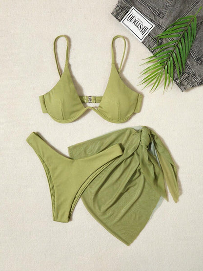 3'Lü Balenli Bikini Takımı Ve Örgü Plaj Eteği Niebbla