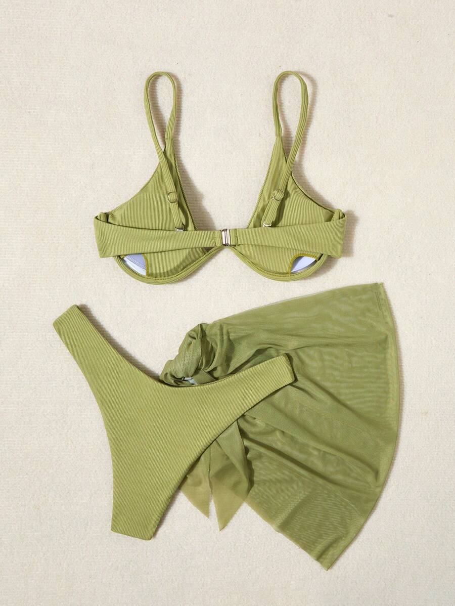 3'Lü Balenli Bikini Takımı Ve Örgü Plaj Eteği Niebbla