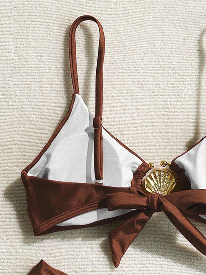 Metal Aksesuarlı Yüksek Kesim Askılı Bikini Takımı Niebbla