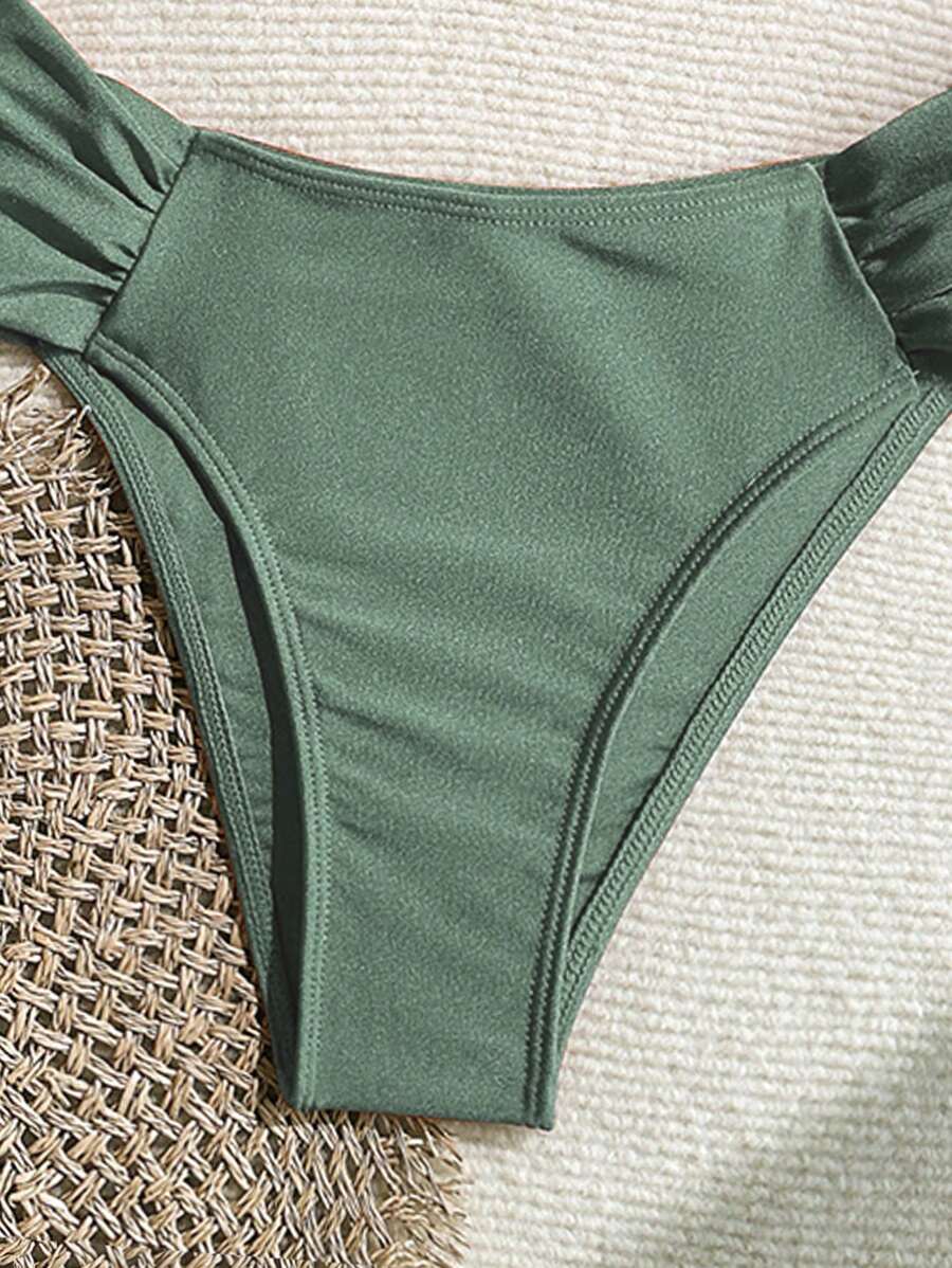 Metal Aksesuarlı Yüksek Kesim Askılı Bikini Takımı Niebbla