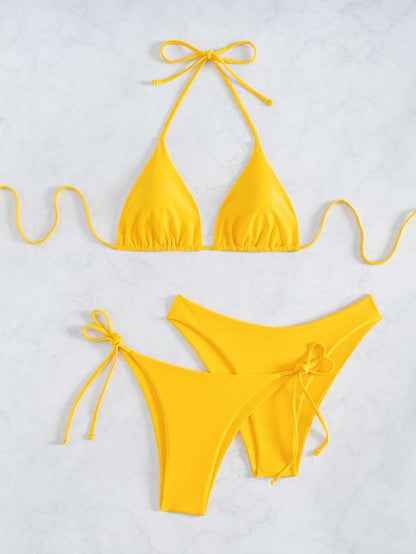 3 Parça Halter Üst + Üçgen Alt + Bağcıklı Şort Bikini Takımı Niebbla