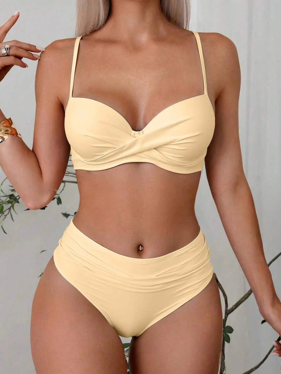 Askılı Yüksek Bel Balenli Bikini Takımı Niebbla