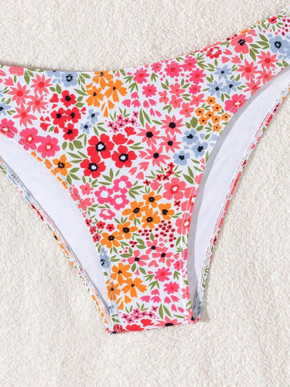 Çiçek Desenli Halter Bağcıklı Bikini Takımı Niebbla