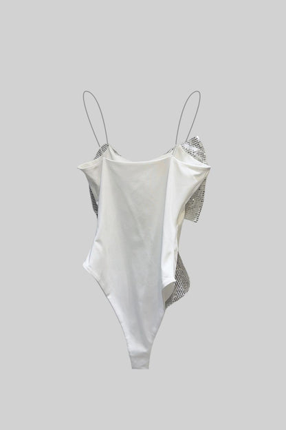 Önü Büyük Pullu Fiyonklu Bodysuit Siaora
