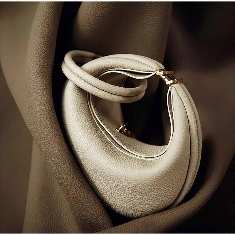 Zarif Hilal Çanta Siaora