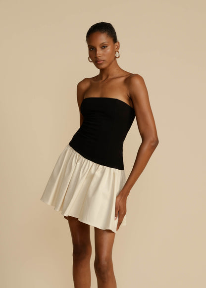 Celine Elbise Siaora