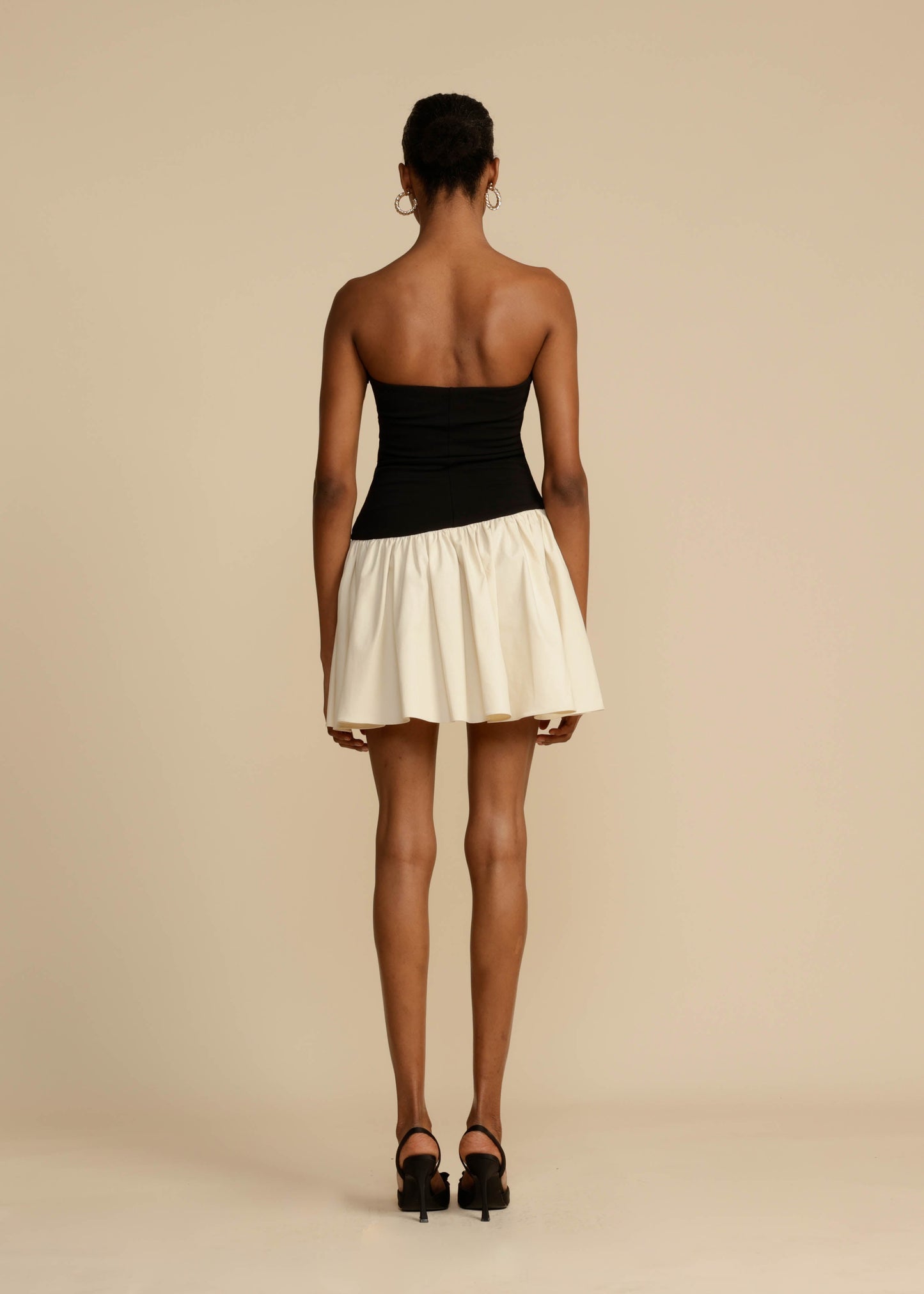 Celine Elbise Siaora