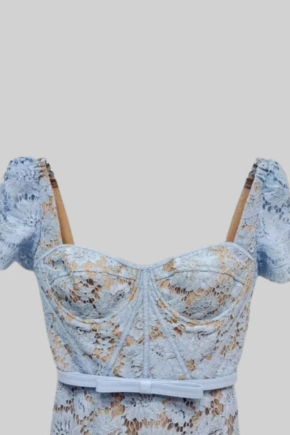 Narin Eşleşen Bel Kemerli Kısa Kollu Dantel Elbise Siaora