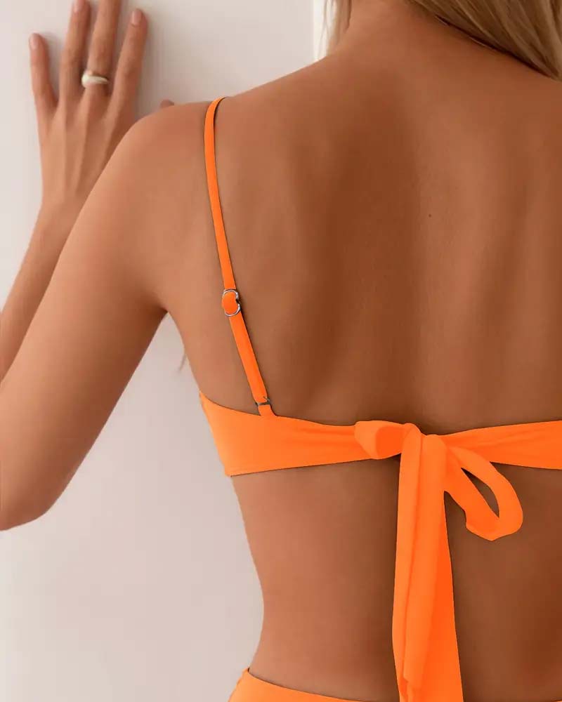 Evania Zarif Ve Vücuda Oturan İki Parçalı Bikini Niebbla