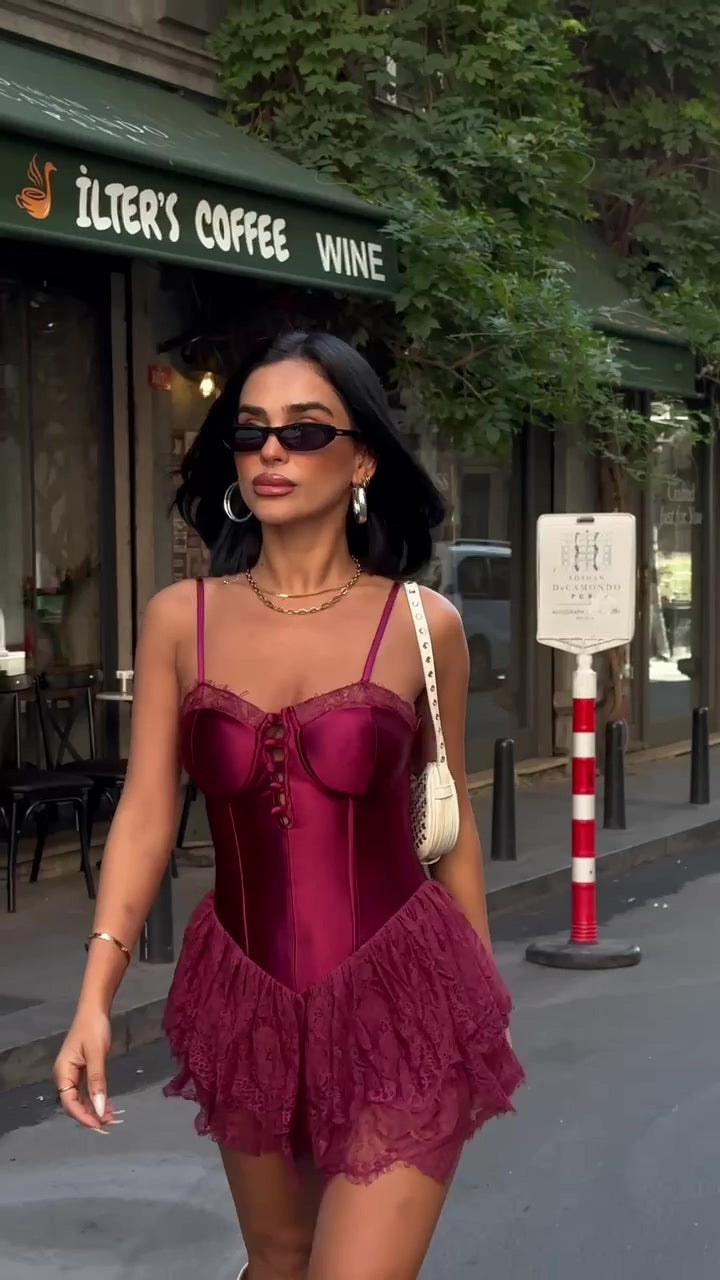 Kadın Göğüs Dekolteli Tek Kol Payetli Gümüş Mini Boy Elbise (Kopya) VİSKALİ trendyol