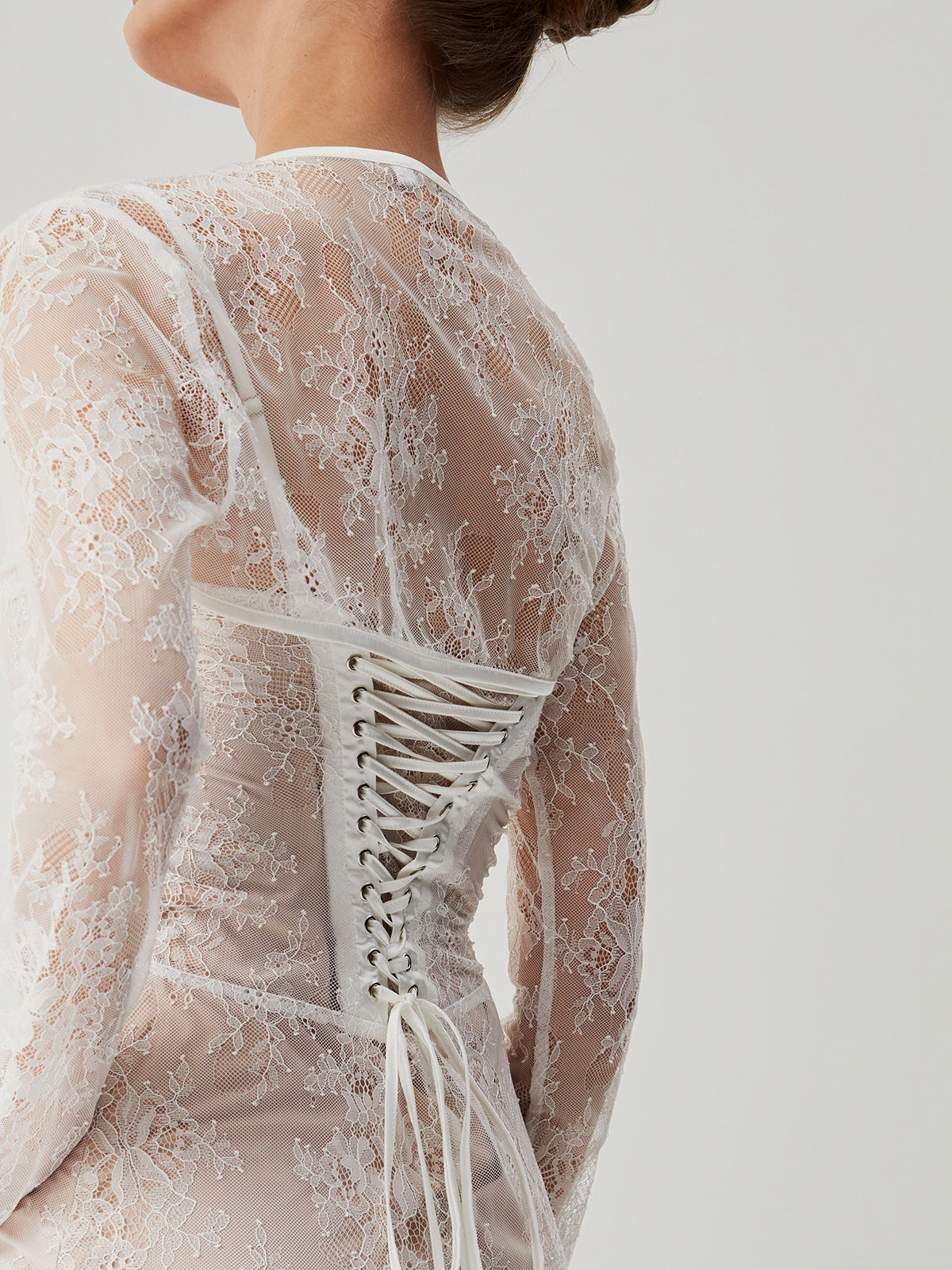 Dantel Jakarlı Çiçekli Yarı Şeffaf Bağlamalı Maxi Elbise Quvarse