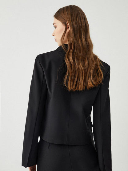 Modern Elegance Blazer Siaora