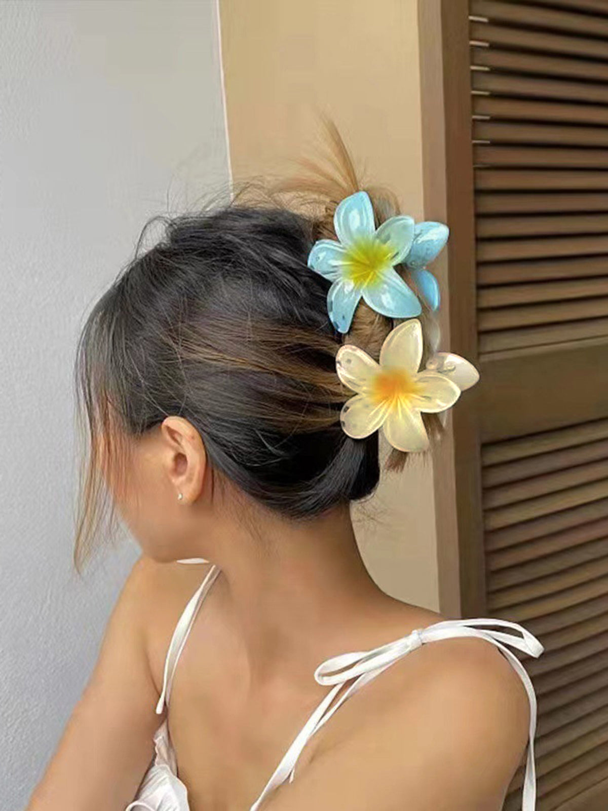 Trendy Renkli Reçine Çiçek Saç Tokası THESVELTECHIC