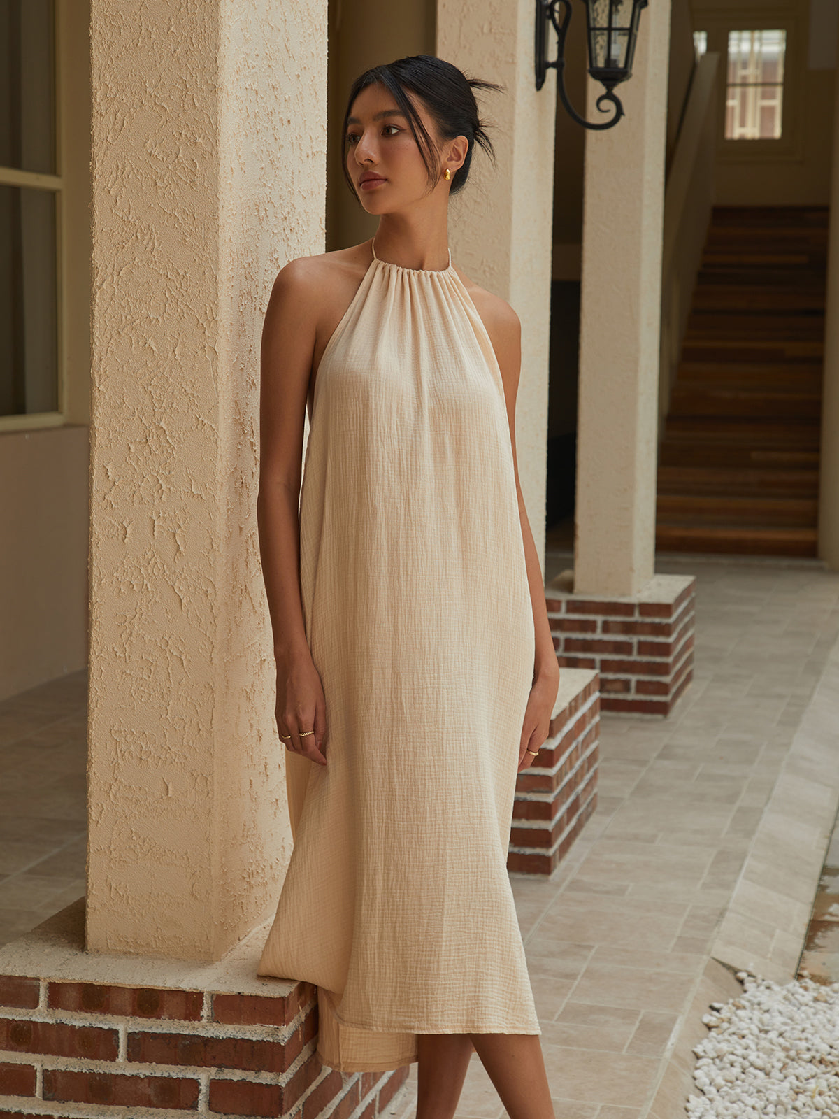 Pamuk Karışımlı Sırtı Açık Halter Midi Elbise Siaora