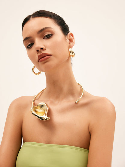 Abartılı Lotus Yaprağı Tasarım Kolye THESVELTECHIC