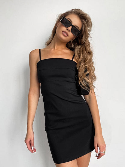Ayarlanabilir Askılı Cutout Elbise Siaora