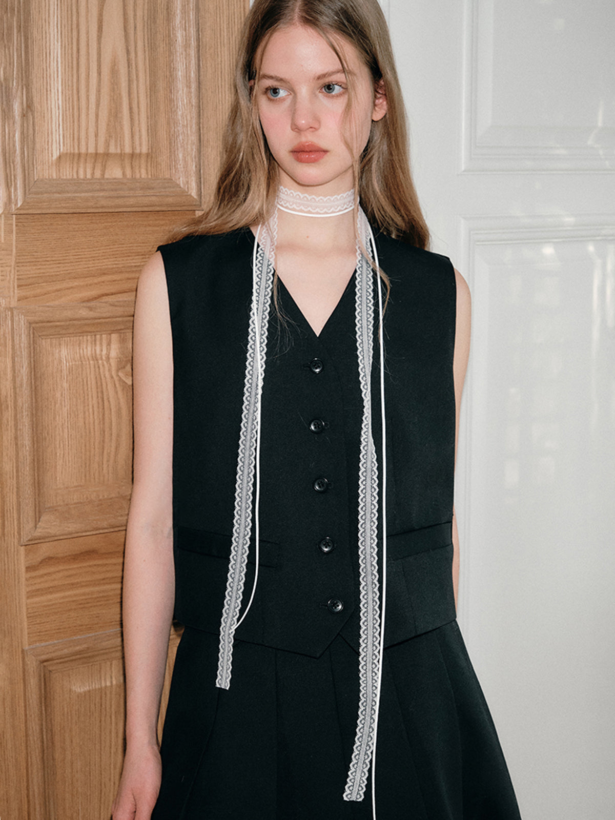 Dantel Eşarp Kolye THESVELTECHIC