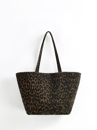 Leopar Desenli Omuz Çantası THESVELTECHIC