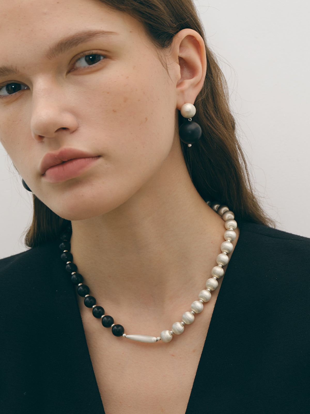 İki Tonlu Sandal Ağacı Kolye THESVELTECHIC