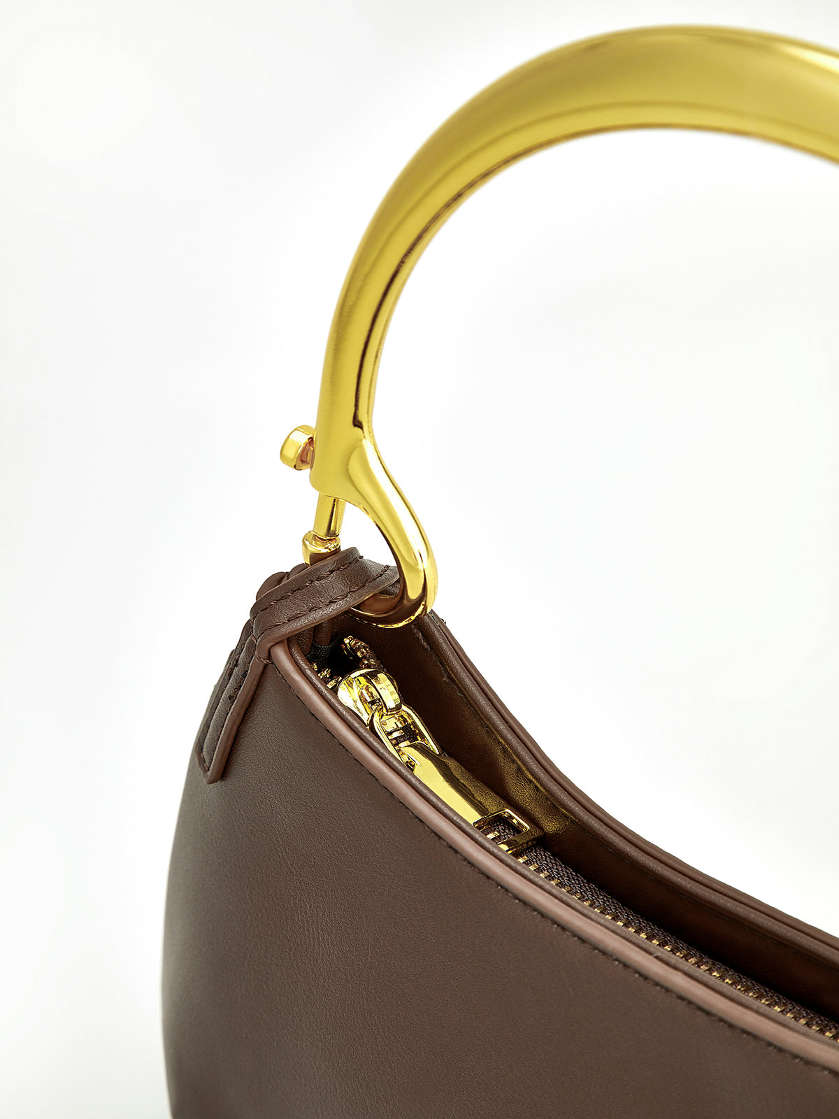 Metal-Handle Zipper Armpit Bag THESVELTECHIC