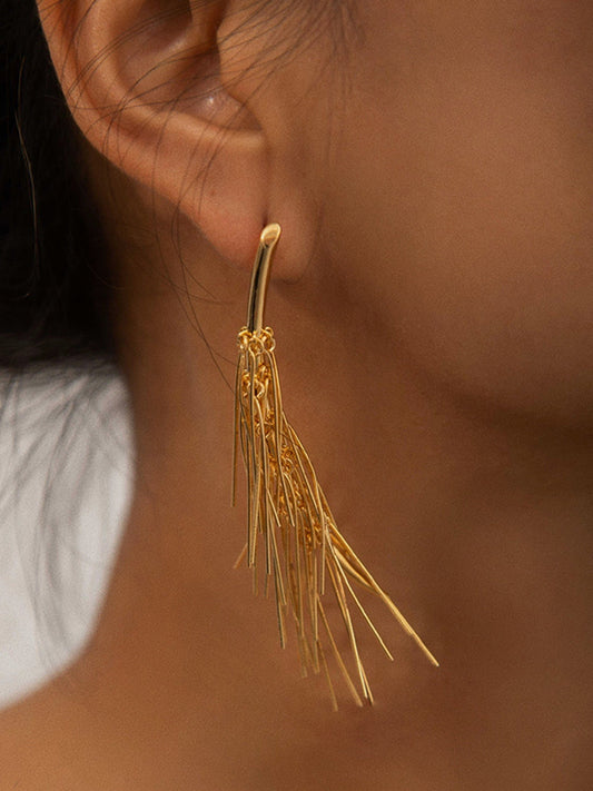 Golden Tassel Stud Earrings THESVELTECHIC