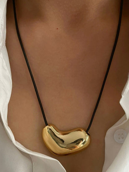 V-Şekilli Kalp Kordon Kolye THESVELTECHIC