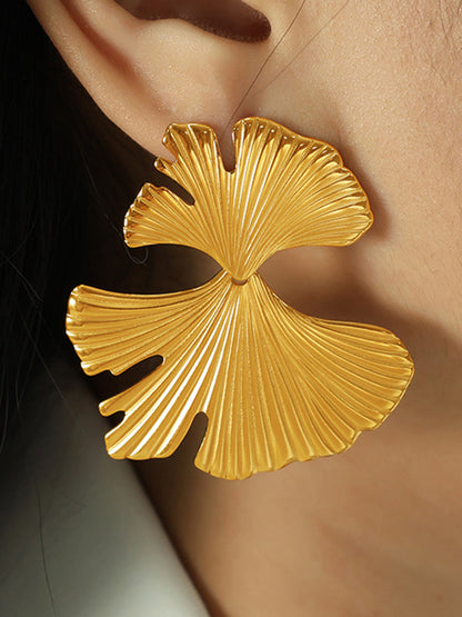Ginkgo Yaprağı Dalgalı Küpeler THESVELTECHIC