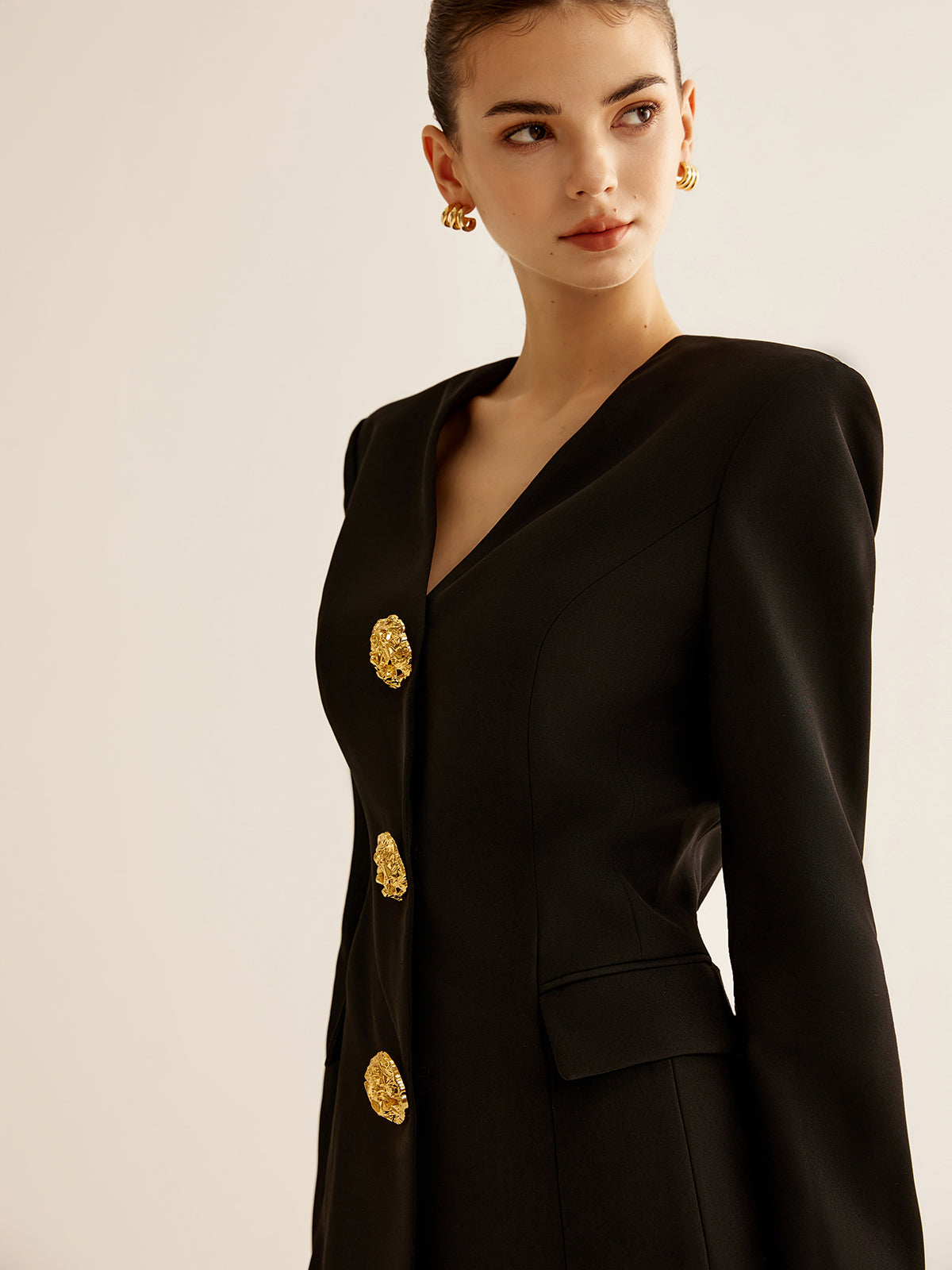Metal Düğmeli İnce Blazer Quvarse