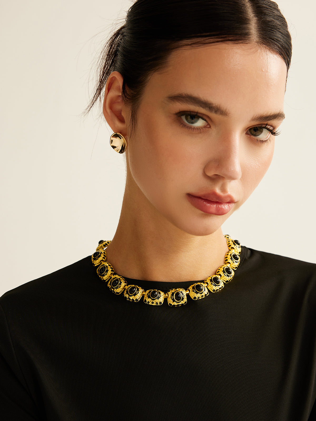 Vintage Emaye Kolye THESVELTECHIC