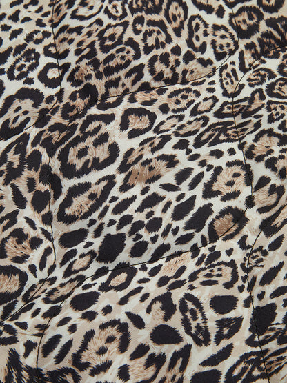 Contrast Trim Leopard Printed Winter Coat Quvarse