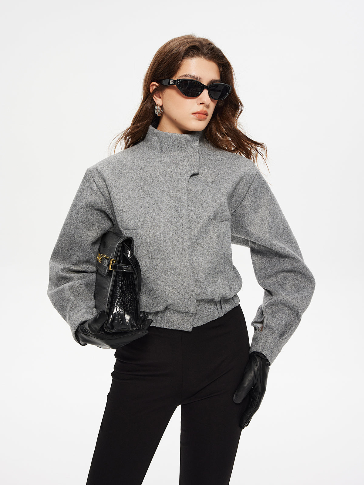Düğme Klipsli Kısa Blazer THESVELTECHIC