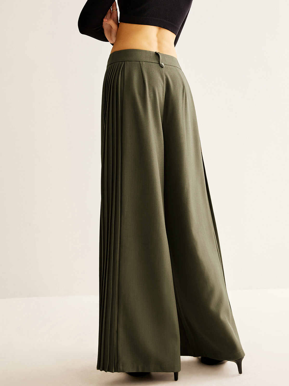 Side Pleated Wide-Leg Pants COMMENSE