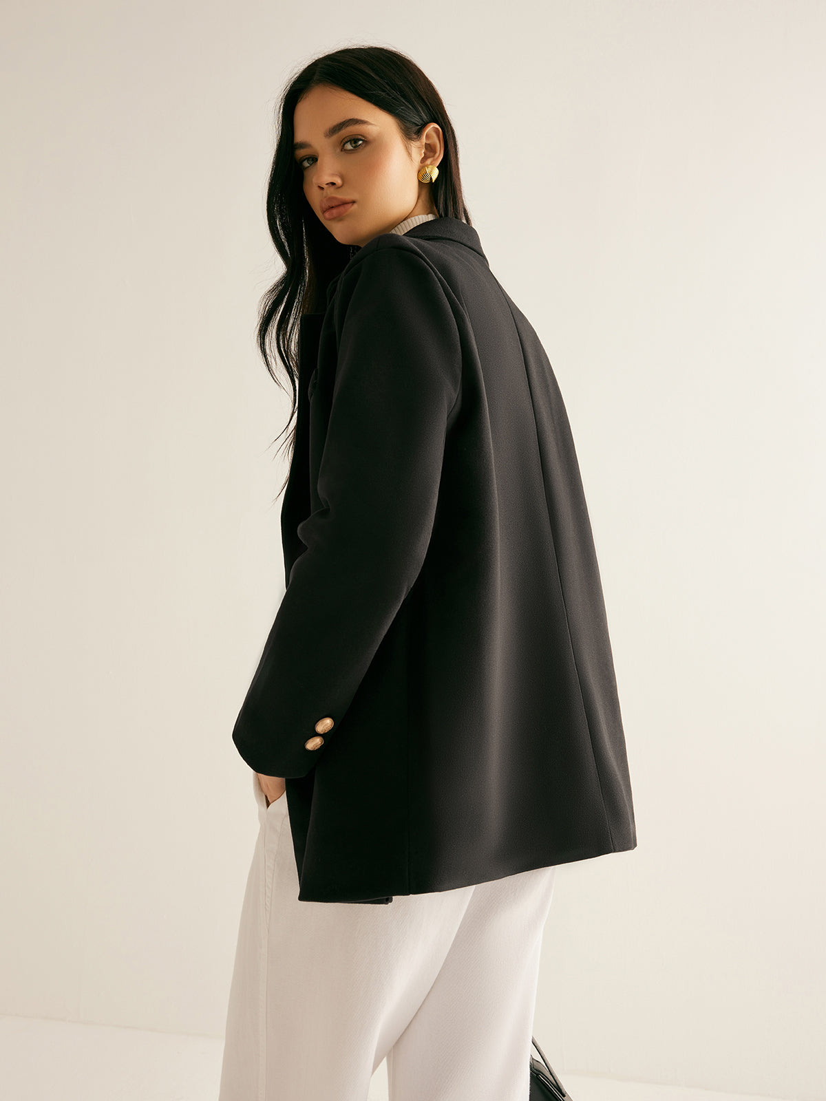 Metal-Detail Lapel Blazer Quvarse