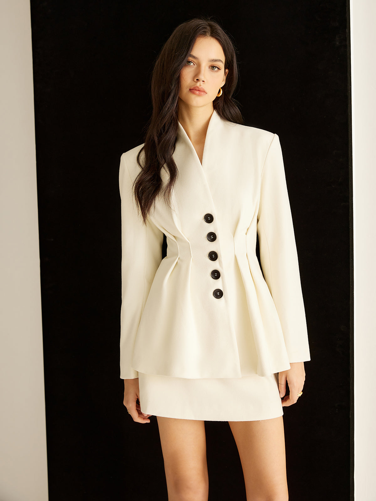 Şık Fırfırlı Düğmeli Blazer Quvarse