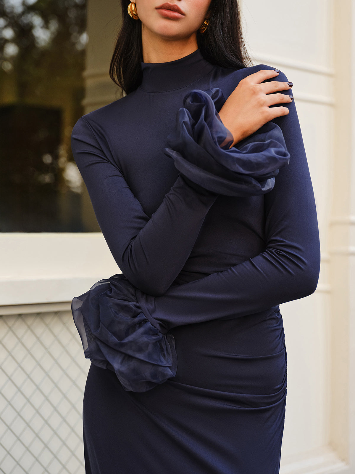 Şık Volanlı Yırtmaçlı Jarse Uzun Elbise Quvarse