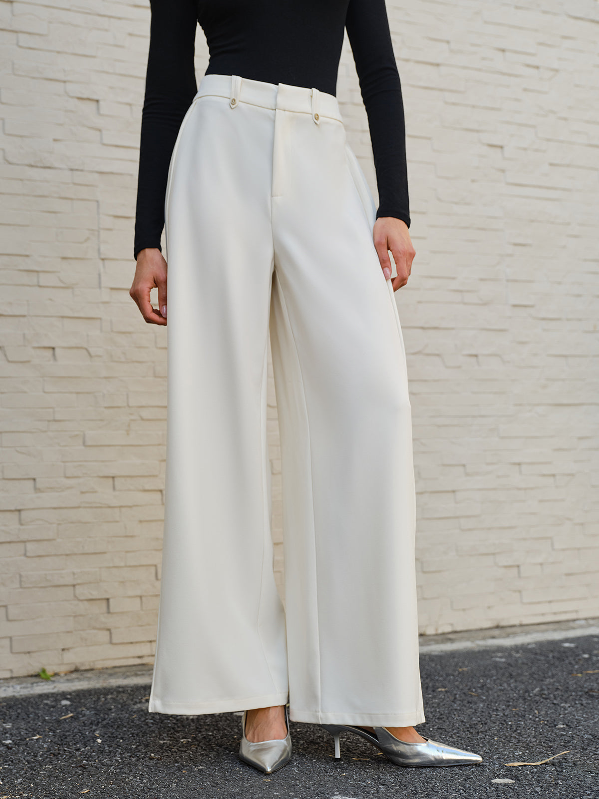 Side Pleated Wide-Leg Pants COMMENSE