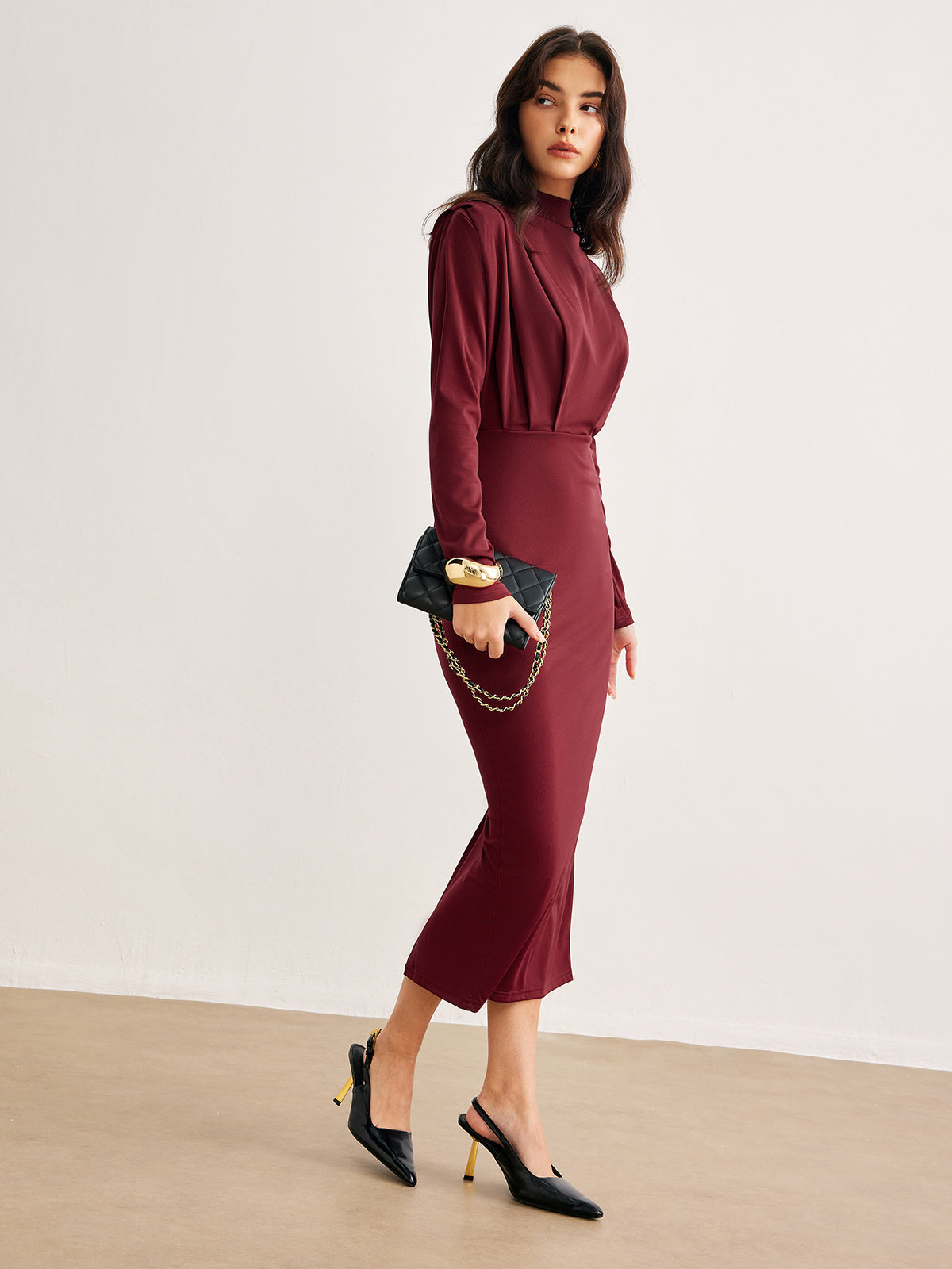 Yüksek Yaka Plise Jarse Elbise Quvarse