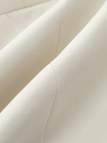 Altın Gül Düğme Detaylı Krem Renk Blazer Ceket Siaora