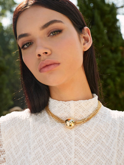 Şık Çoklu Zincir Parlak Top Choker THESVELTECHIC