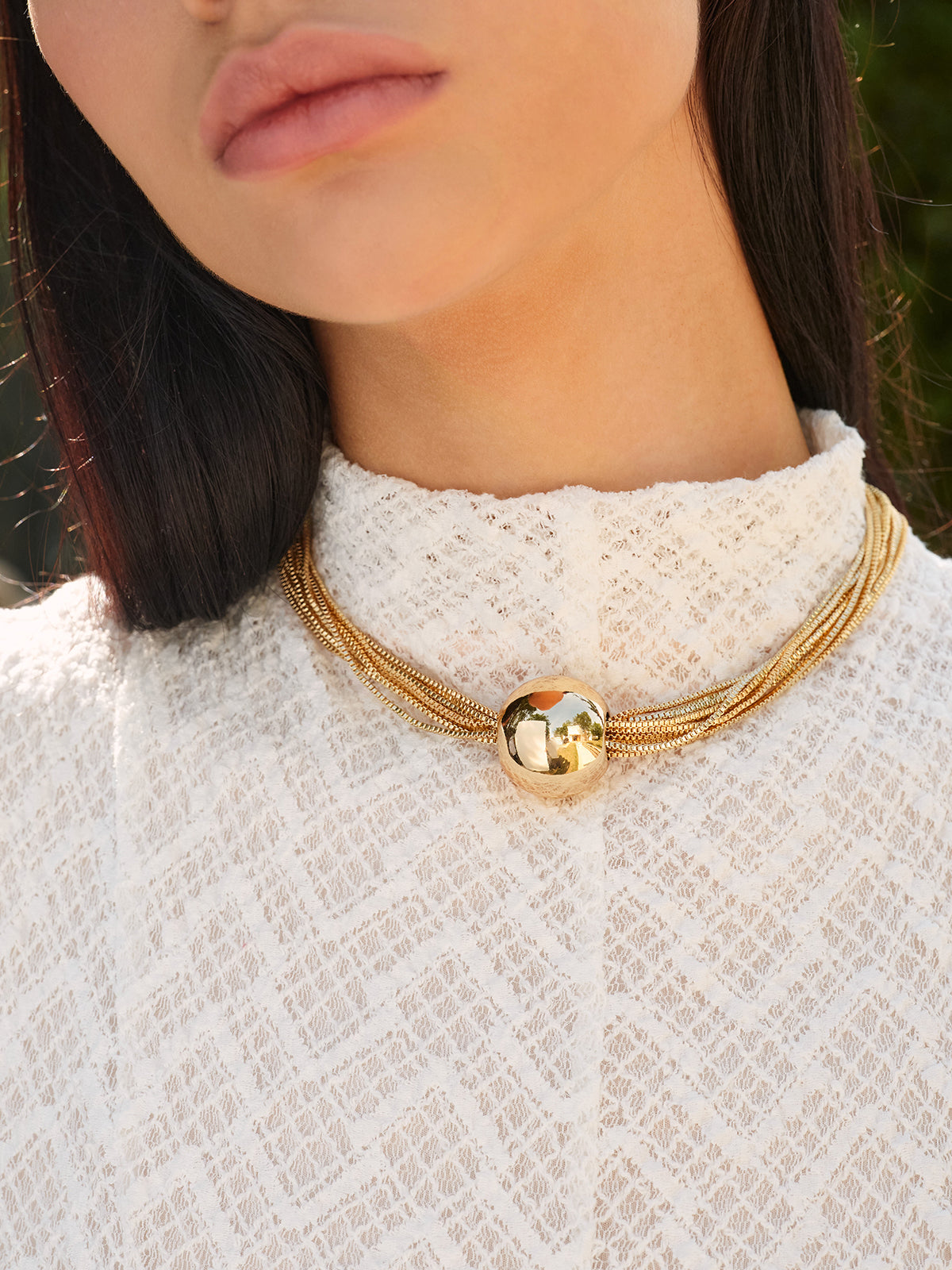 Şık Çoklu Zincir Parlak Top Choker THESVELTECHIC