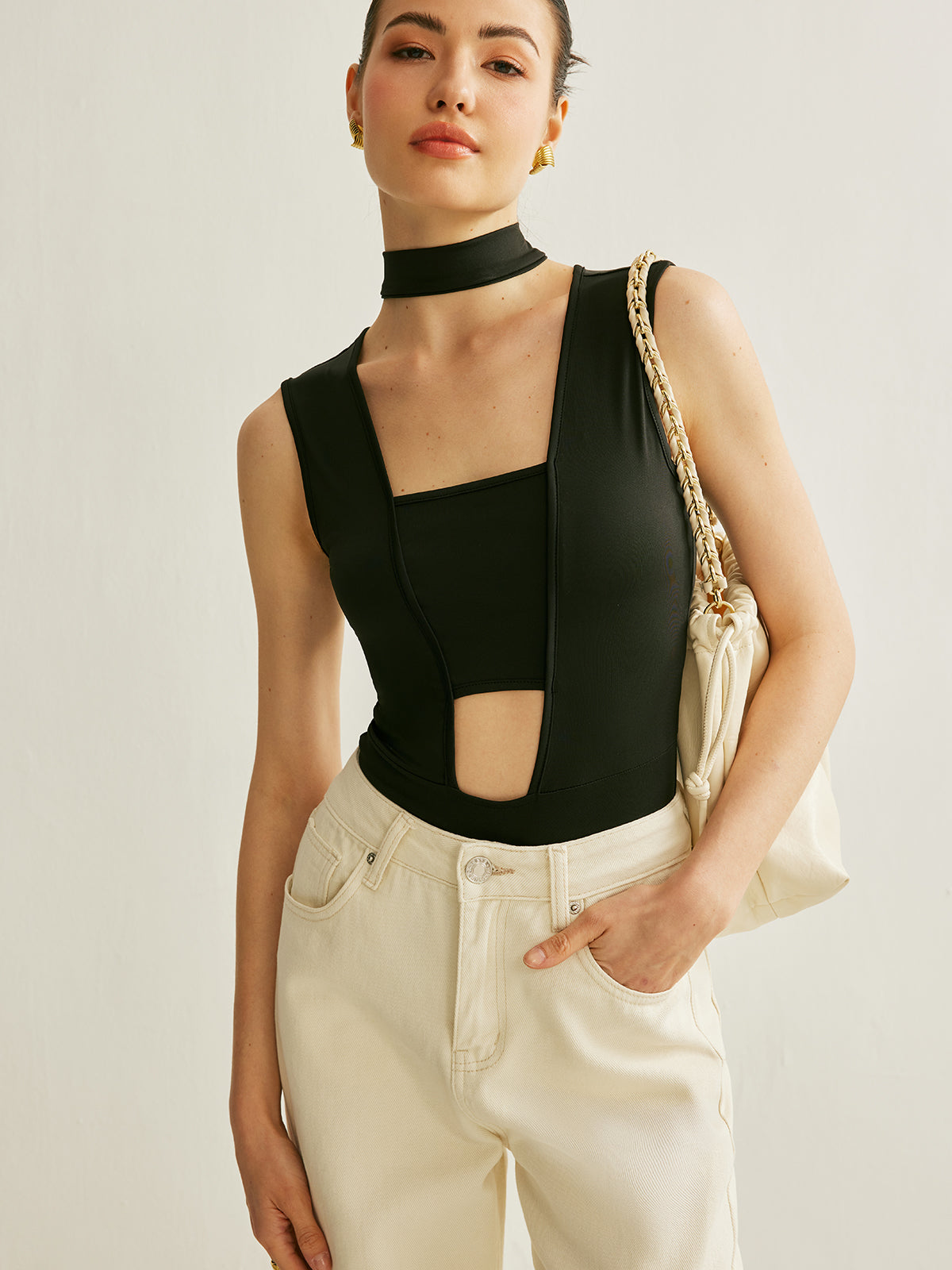 Şık Kolsuz Kesik Bodysuit Aktif Tarz için THESVELTECHIC