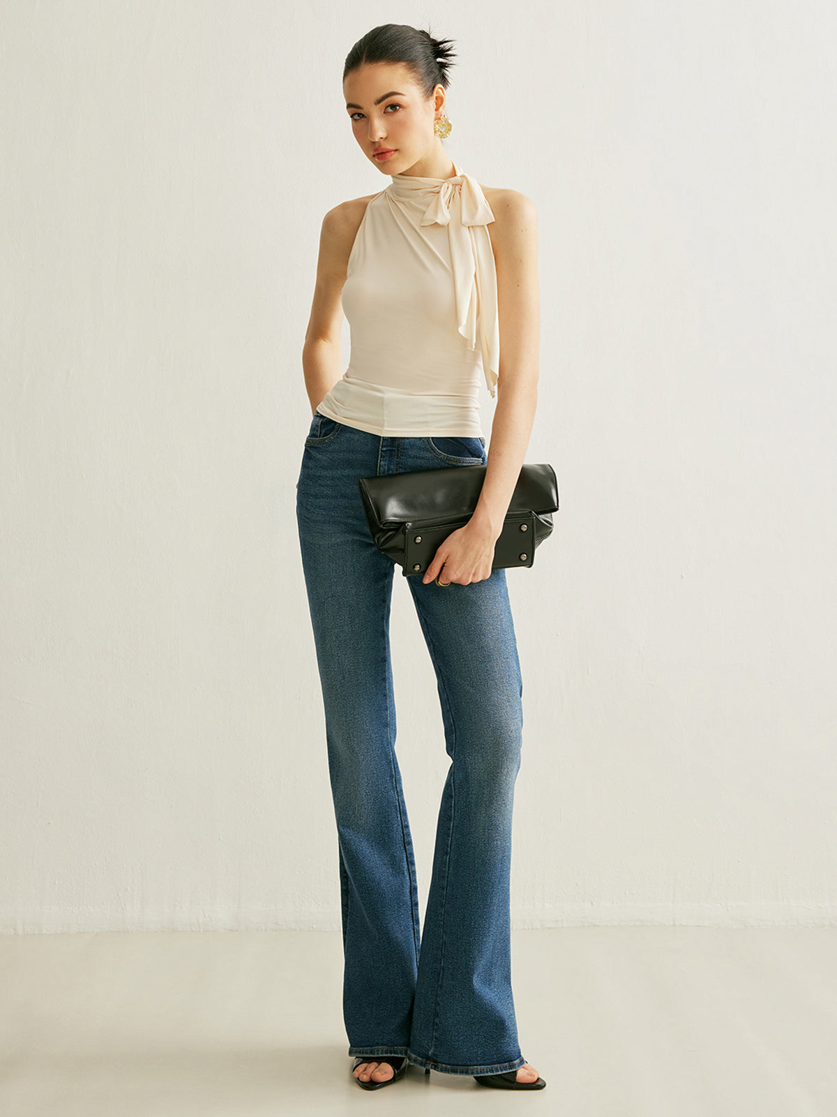 Şık Çiçek Yaka Halter Bluz THESVELTECHIC