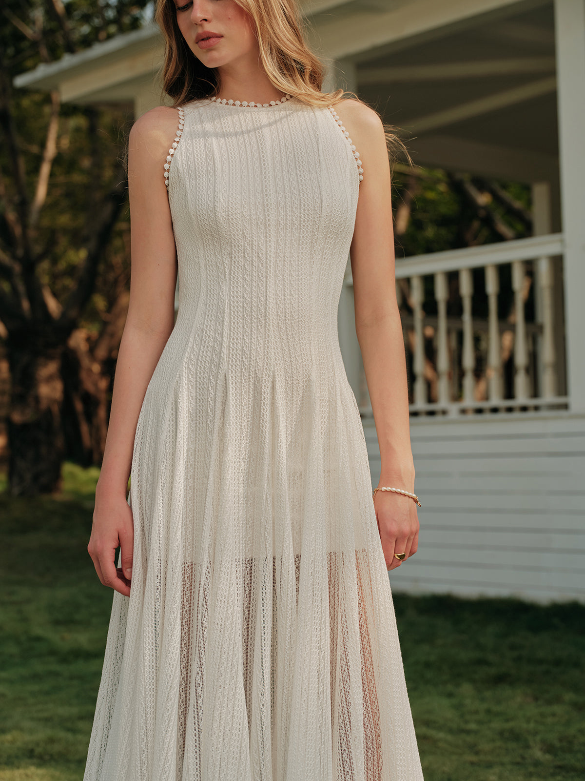 Yarı Şeffaf Dantel Kolsuz Elbise Quvarse